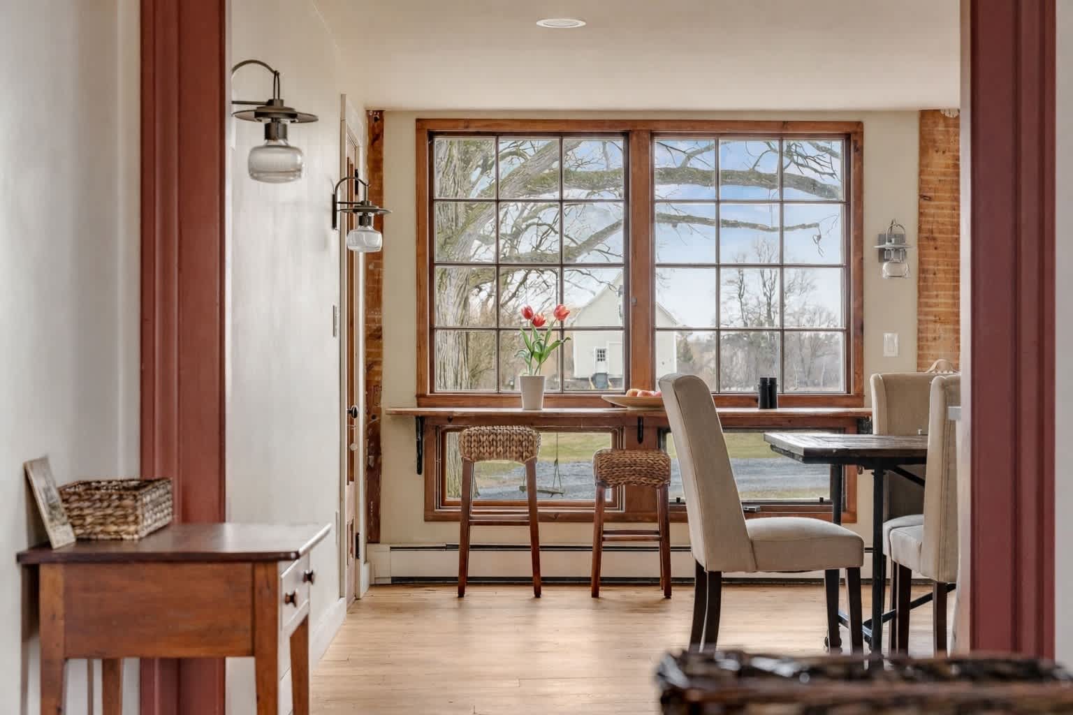 Farm House dining area